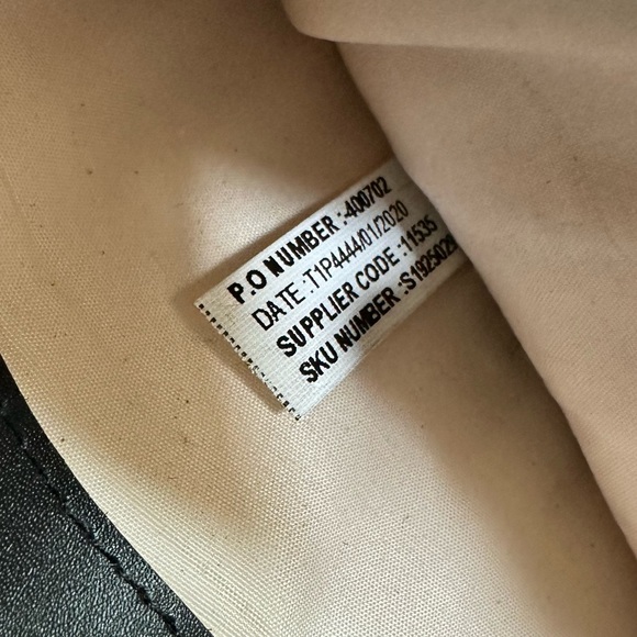 Authentic Radley London Wallet - Picture 5 of 7